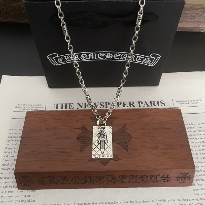 Ch**me He**ts necklaces